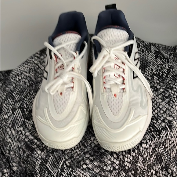 New Balance Womens Fresh Foam X CT Rally White and Navy Sneakers, NWOB Size 9 - Picture 3 of 13